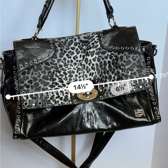 BEBE Large Handbag Leopard Grommet in Black and gray and gold - Picture 9 of 11